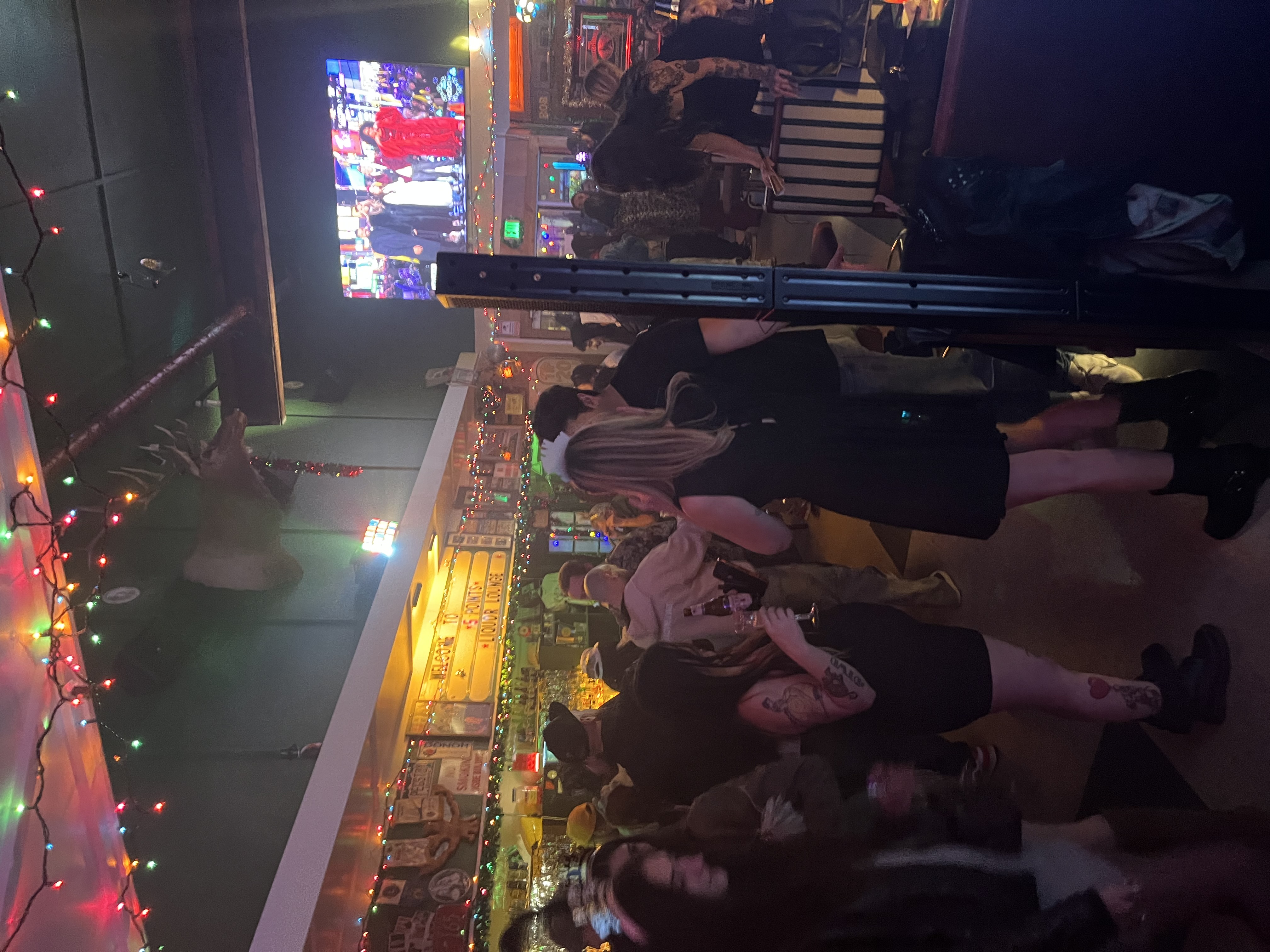 5 Points Liquor Lounge